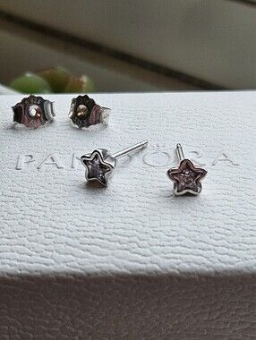 Pandora "Sparkling Star" Studs